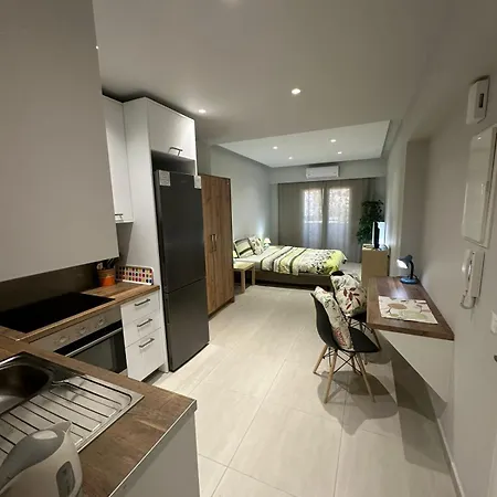 Cretan Cozy Corner Apartment Agios Nikolaos (Crete)